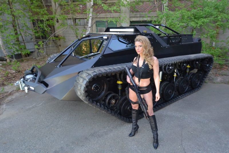 Гражданский танк Ripsaw EV2